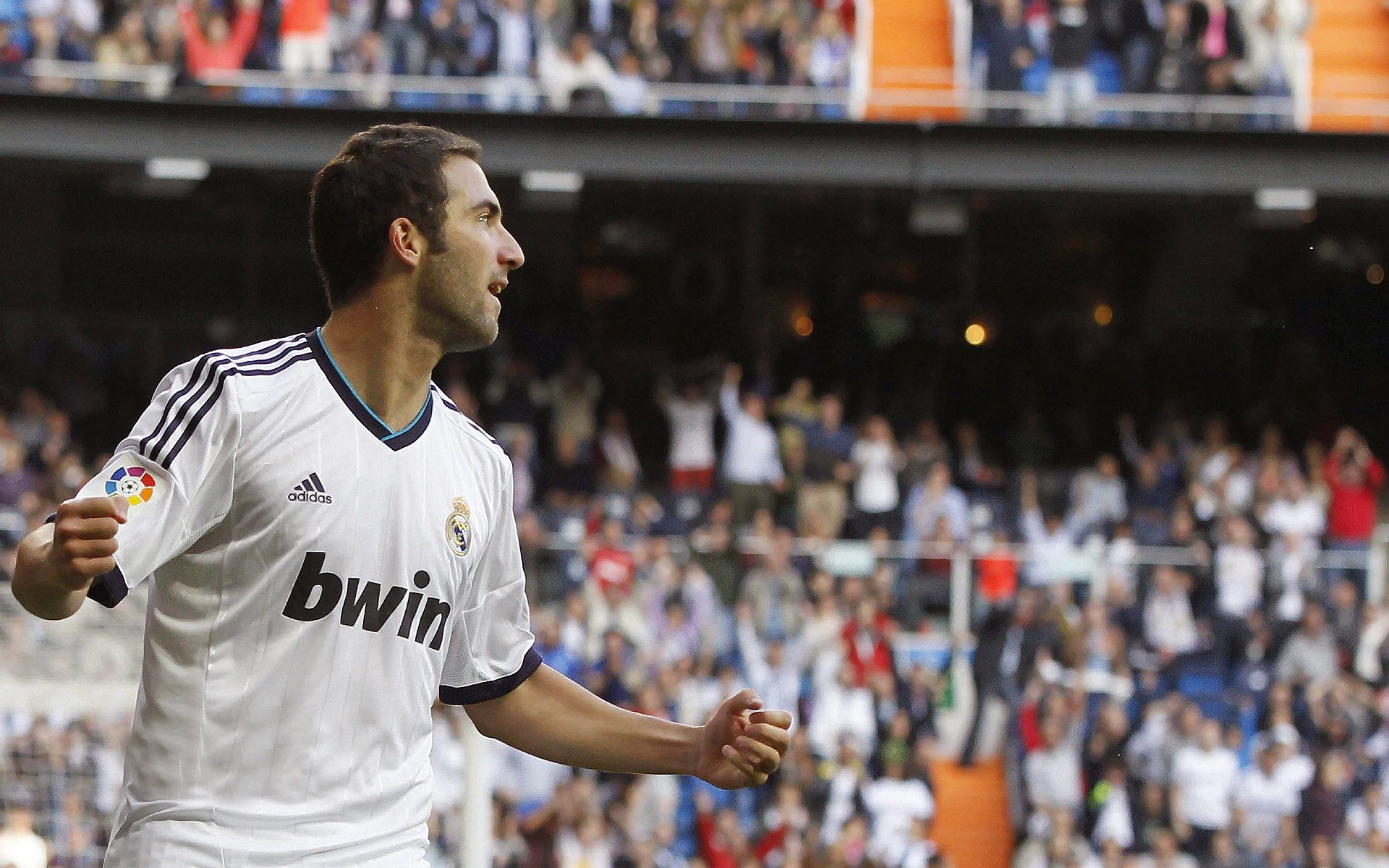 开云中国-拜仁正式签下天才中场