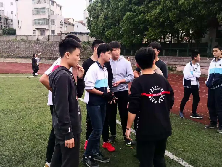 开云体验APP官网入口-十个在球场实践当中会涉及到的球场精神